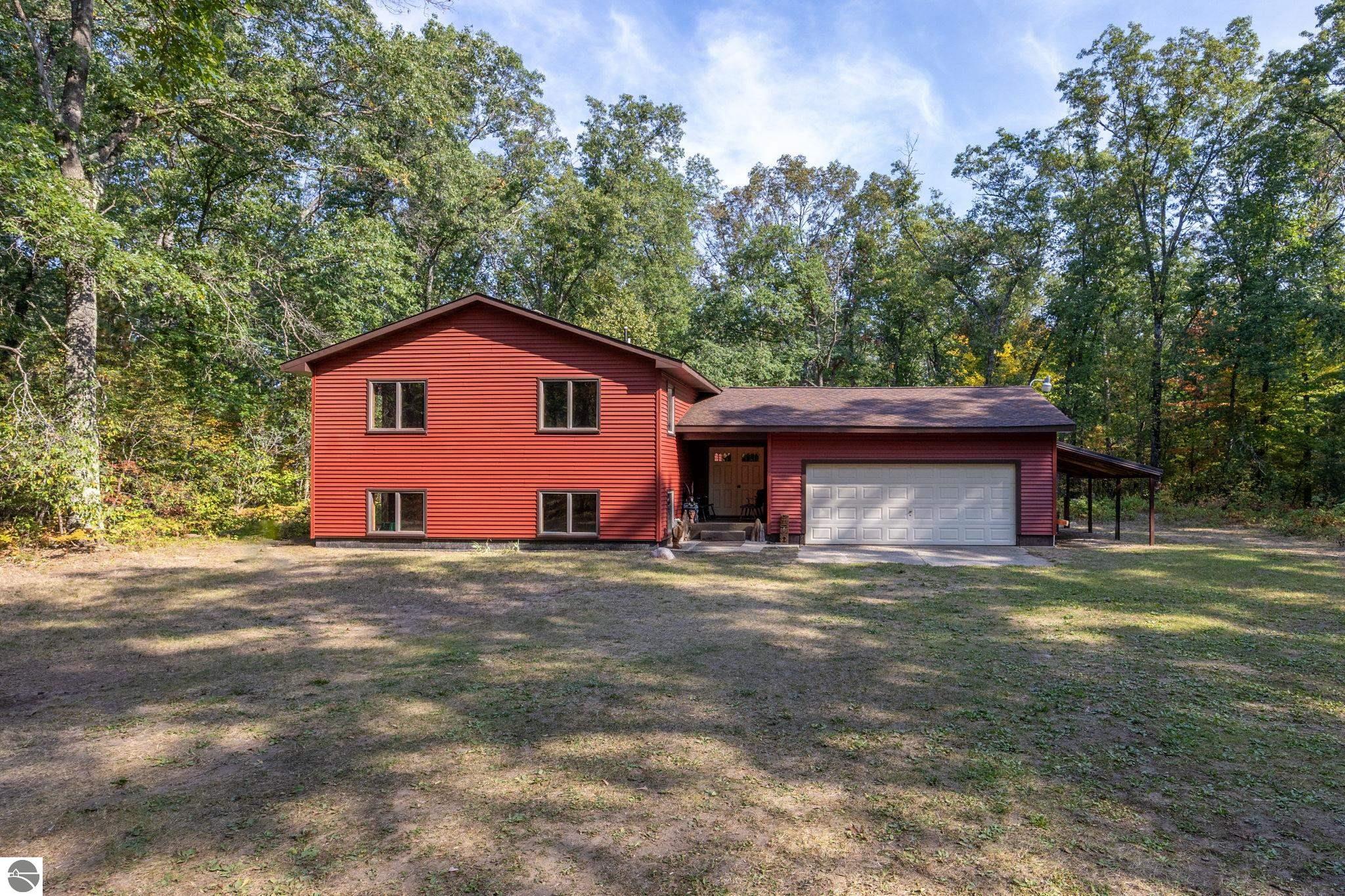 Old House Rd, Wellston, MI 49689
