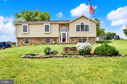 1228 Candice Ln, CHAMBERSBURG, PA, 17201-7845 | Card Image