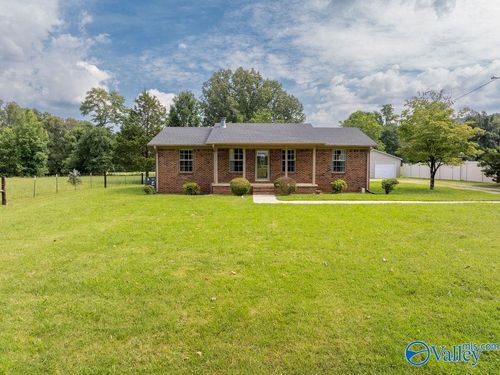 308 Worley Dr, Owens Cross Roads, AL, 35763-8770 | Card Image