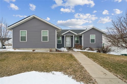 6250 Ohio Street Sw, Cedar Rapids, IA, 52404 | Card Image