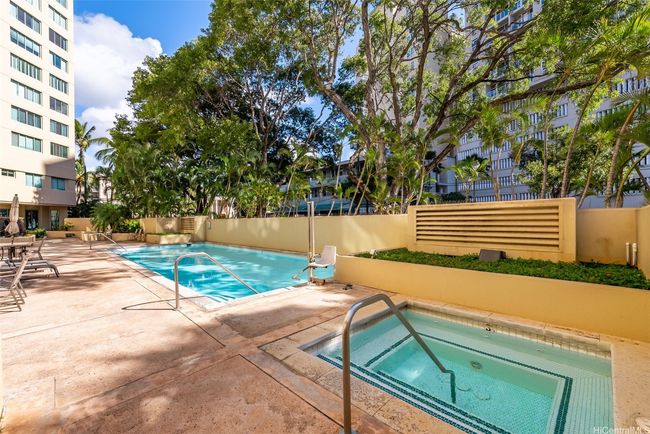 APT-1403 - 1314 Kalakaua Ave, Condo with 2 bedrooms, 1 bathrooms and 1 parking in Honolulu HI | Image 18