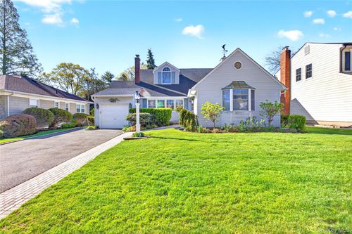 46 Mulberry Avenue, Hempstead, NY, 11530 | Card Image