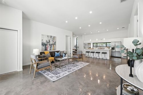 a-1401 Alegria Rd, Austin, TX, 78757-2934 | Card Image