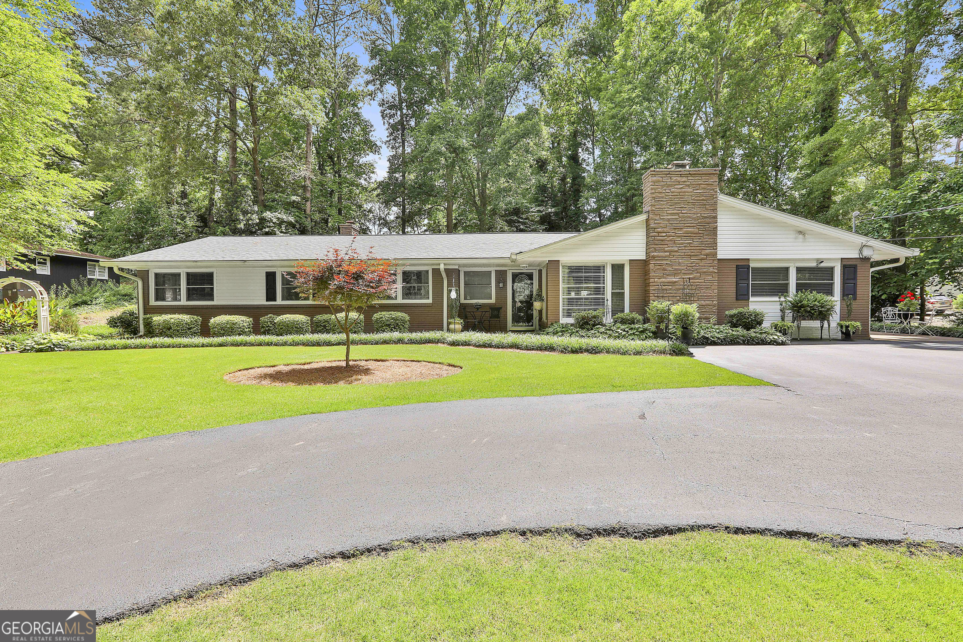 Springer Dr, Griffin, GA 30224