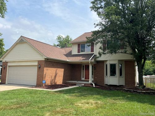14894 Santa Anita Ave, Livonia, MI, 48154-3990 | Card Image