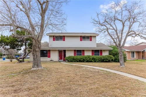 103 Park Pl, Portland, TX, 78374-1329 | Card Image