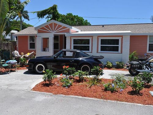 129 94th Ave, TREASURE ISLAND, FL, 33706-3323 | Card Image