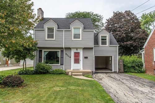 6714 Glendale Ave, Youngstown, OH, 44512-4524 | Card Image