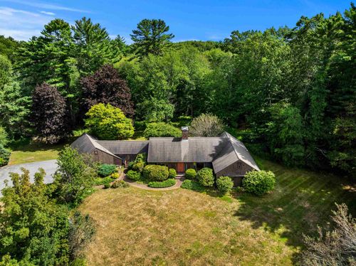 110 Woodland Rd, Hampton, NH, 03842-1471 | Card Image