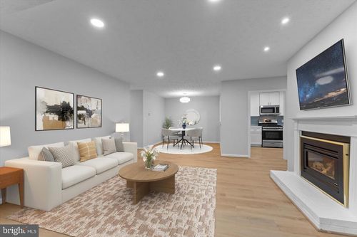 2245 Hunters Run Dr, RESTON, VA, 20191-2833 | Card Image
