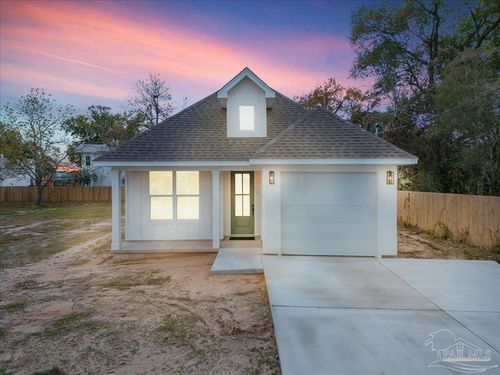 2807 E Gonzalez St, Pensacola, FL, 32503-6313 | Card Image