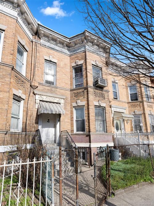 99 E 31st Street, New York, NY, 11226 | Card Image