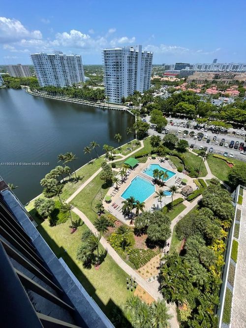 apt-1810-18151 31st Ct, Aventura, FL, 33160-2665 | Card Image