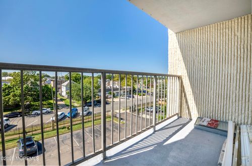 4g-1000 River Rd, Belmar, NJ, 07719-2741 | Card Image