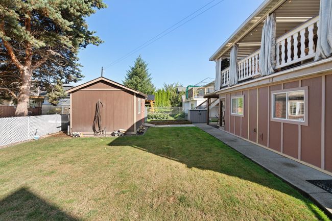 8901 Walters Street, House other with 3 bedrooms, 2 bathrooms and 5 parking in Chilliwack BC | Image 13