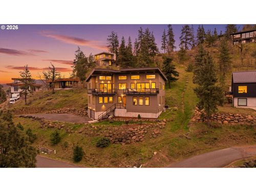 400 Maya Way, Mosier, OR, 97040 | Card Image