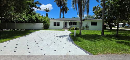 13501 Ne Miami Ct, Miami, FL, 33161-2738 | Card Image