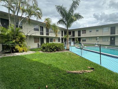 47 - 3901 Sw 112th Ave, Condo with 1 bedrooms, 1 bathrooms and null parking in Miami FL | Image 2