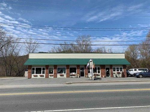 152 Main St, Gorham, NH, 03581-1635 | Card Image