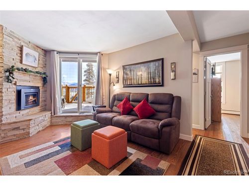 a-g3-2100 Lodge Pole Cir, SILVERTHORNE, CO, 80498-5405 | Card Image