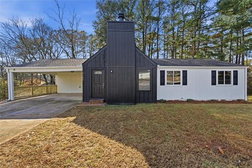 6145 Plumcrest Rd, Douglasville, GA, 30135-4731 | Card Image