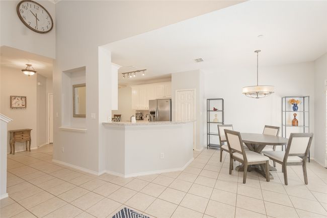Large kitchen and dining area. | Image 11