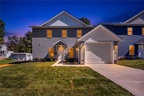5235 Forest Avenue, Maple Heights, OH, 44137 | Card Image