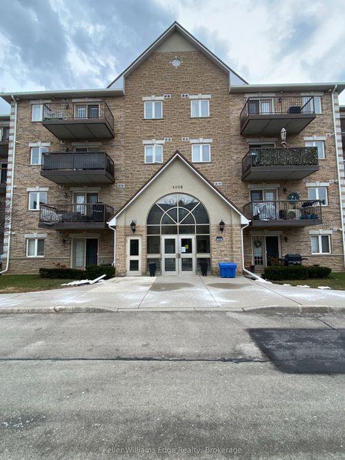 203-4006 Kilmer Dr, Burlington, ON, L7M4W4 | Card Image