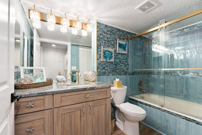APT-3-4 - 5051 N Highway A1a, Condo with 3 bedrooms, 2 bathrooms and null parking in Hutchinson Island FL | Image 21
