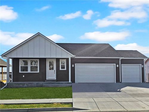 7020 Copper Sunset Drive, Billings, MT, 59106 | Card Image