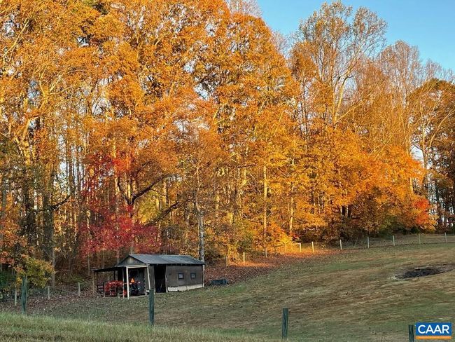 5205 W Hoover Rd, House other with 4 bedrooms, 4 bathrooms and null parking in REVA VA | Image 44
