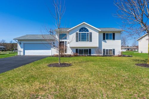 2031 Prairie Meadow Drive Drive, Kronenwetter, WI, 54455 | Card Image