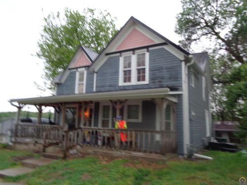 101 Lincoln St, Circleville, KS, 66416-9419 | Card Image