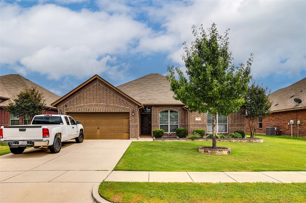 Lantana Ln, Burleson, TX 76028