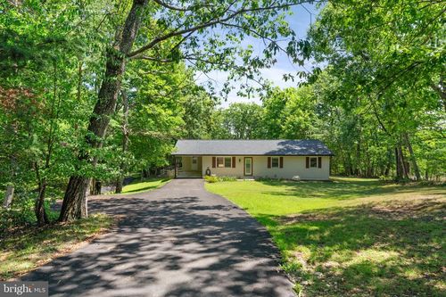 2409 Gore Dr, HAYMARKET, VA, 20169-1523 | Card Image