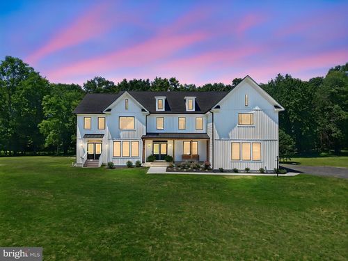 5119 Old Auburn Rd, WARRENTON, VA, 20187-8339 | Card Image