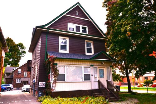 281 Main St N, Brampton, ON, L6X1N4 | Card Image
