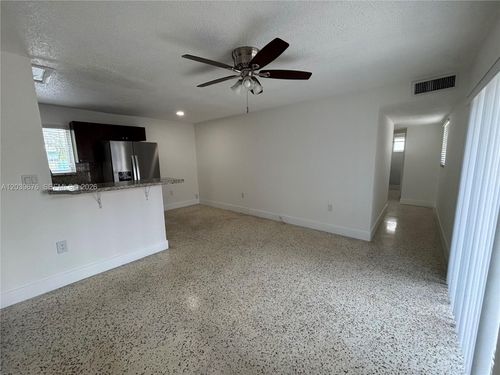 3-458 E 31st St, Hialeah, FL, 33013-3311 | Card Image