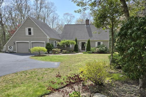 50 Hane Rd, Marstons Mills, MA, 02648-2136 | Card Image
