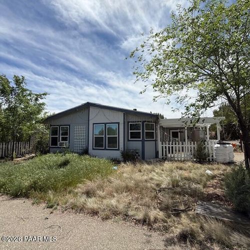 2945 W Road 5 N, Chino Valley, AZ, 86323-4937 | Card Image