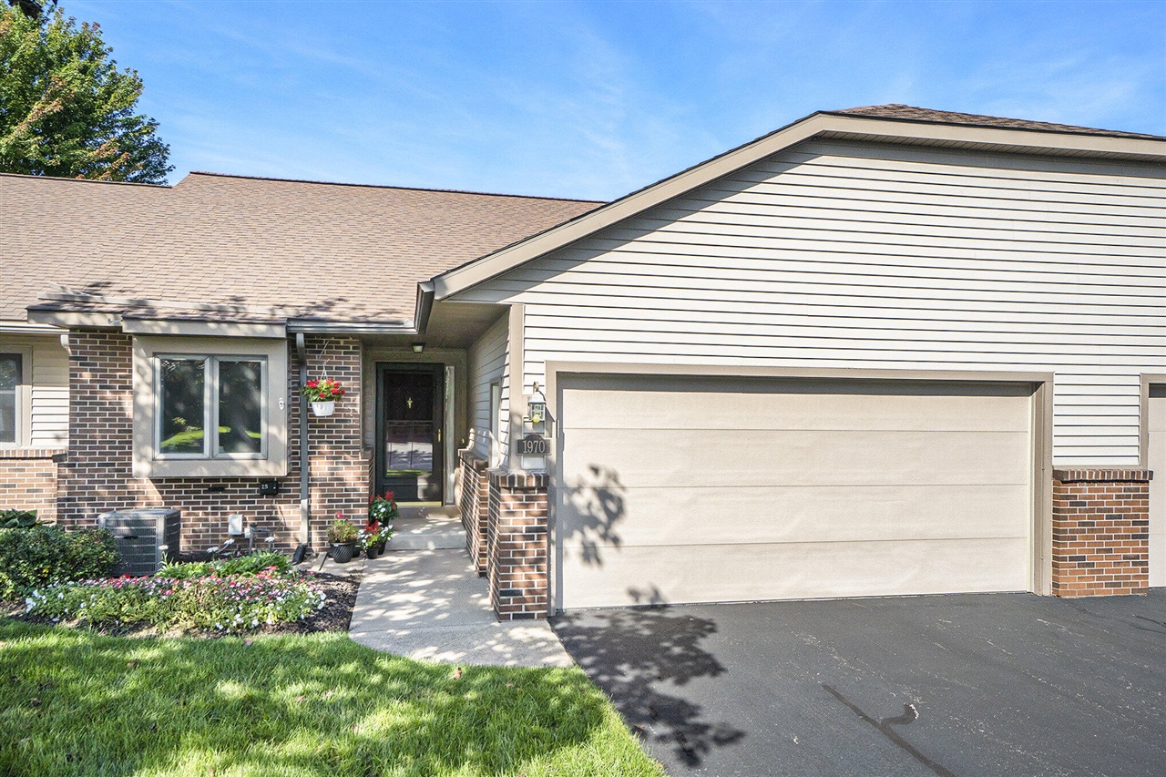 Lakeview Dr, Zeeland, MI 49464