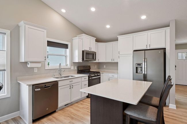 Nice sized kitchen island | Image 11