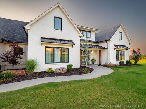 288 Channel Rd, Eufaula, OK, 74432-5921 | Card Image