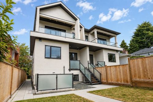 bsmt-7382 Maple St, Vancouver, BC, V6P5P7 | Card Image