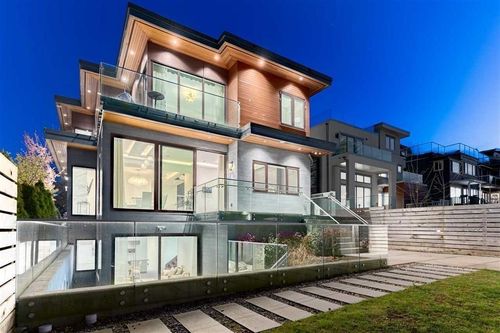 3011 W 27th Ave, Vancouver, BC, V6L1W6 | Card Image