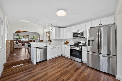 1205 8th Ave S, South Saint Paul, MN, 55075-3313 | Card Image