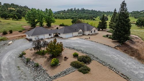 7043 S Burson Rd, Valley Springs, CA, 95252-8911 | Card Image