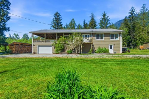 8445 Meshers Rd, Port Alberni, BC, V9Y8N5 | Card Image
