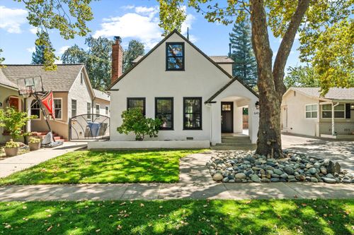 649 38th Street, Sacramento, CA, 95816 | Card Image