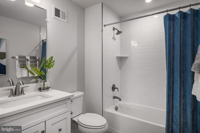 8743 Classic Lakes Way, House other with 4 bedrooms, 5 bathrooms and null parking in MANASSAS VA | Image 34